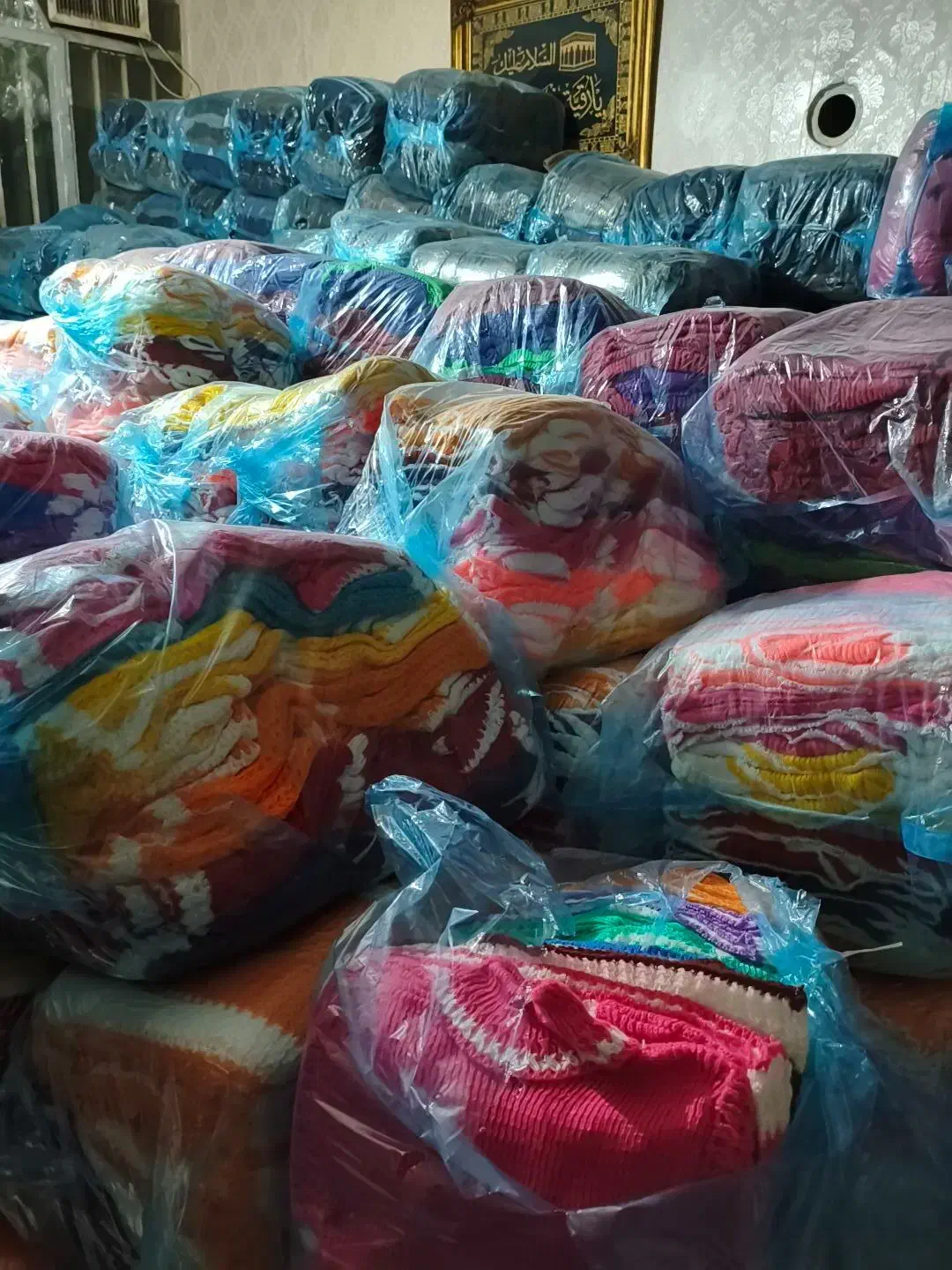 تولید و پخش عمده پوشاک فصل|لباس|رشت, منظریه|دیوار