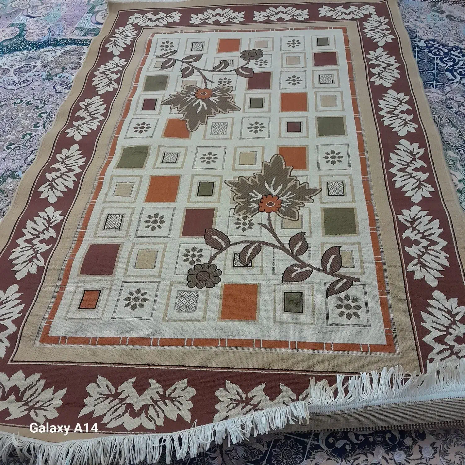 گلیم  درحد|گلیم، جاجیم، گبه|نیشابور, گنبد سبز|دیوار