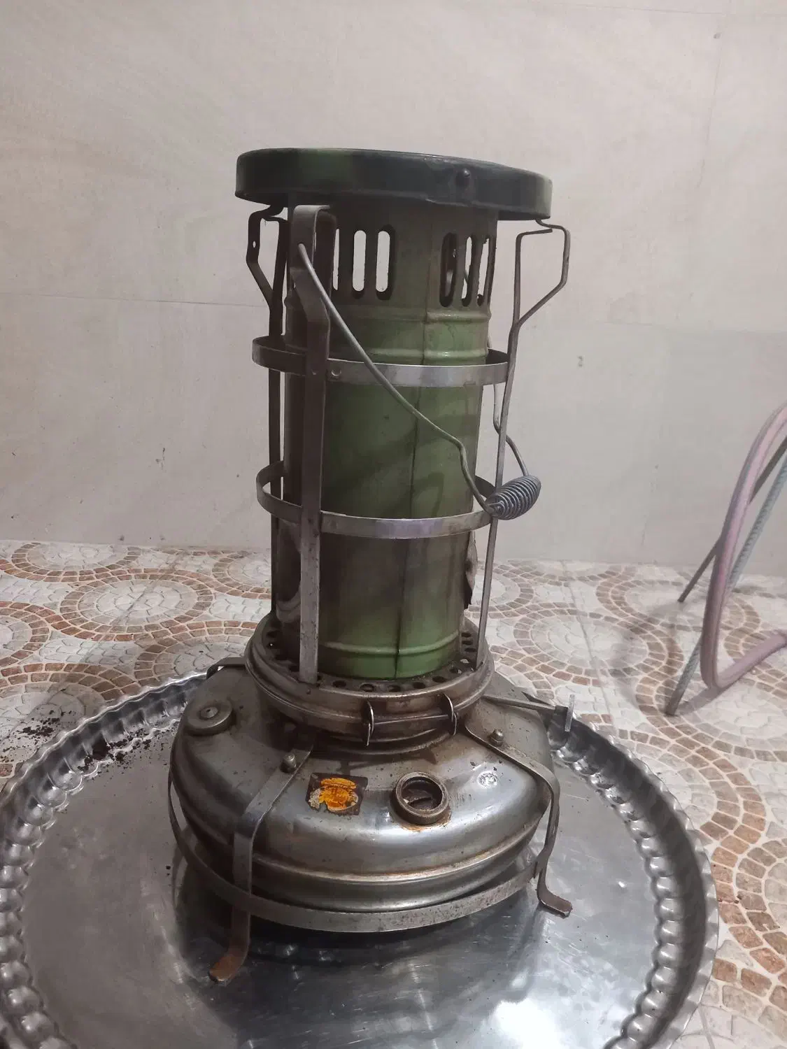 چراغ نفتی علی نصب|بخاری، هیتر، شومینه|بروجرد, |دیوار