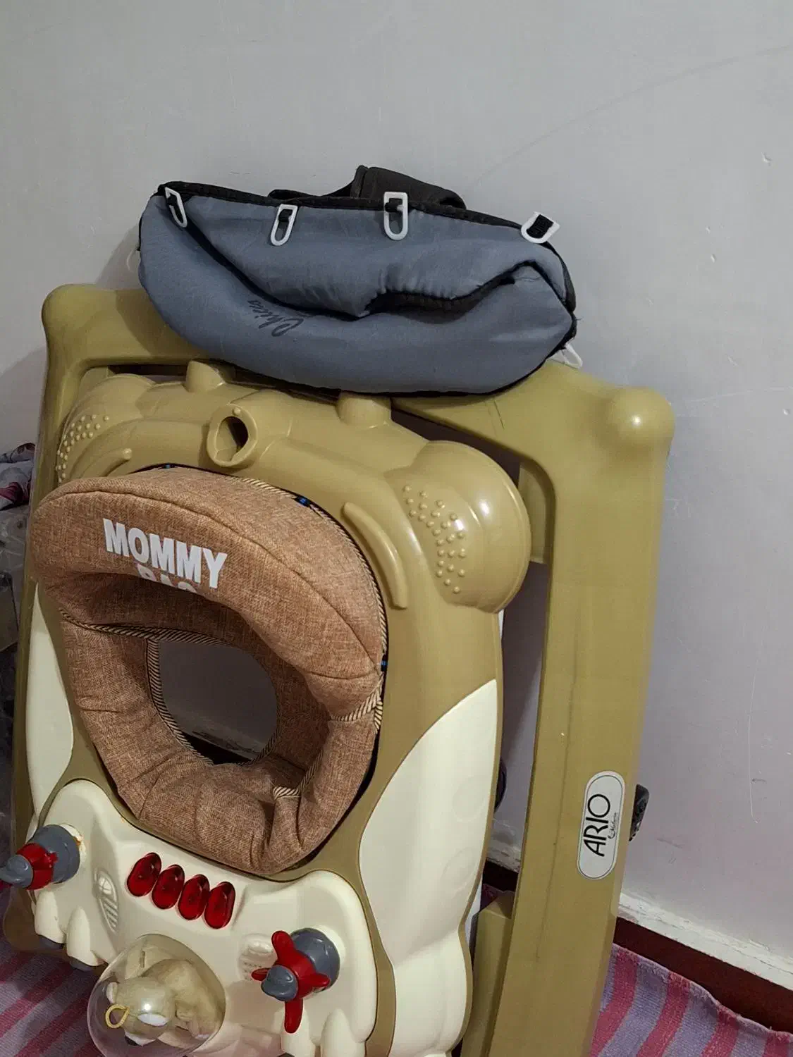 روروئک|کالسکه و لوازم جانبی|اردبیل, |دیوار