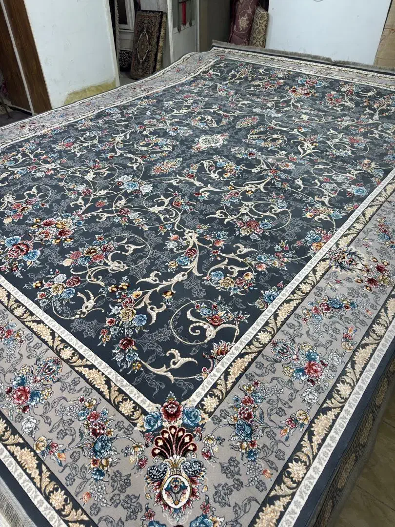 فرش ۷۰۰شانه hcpاصل با تخفیفات پاییزی|فرش|مریوان, |دیوار