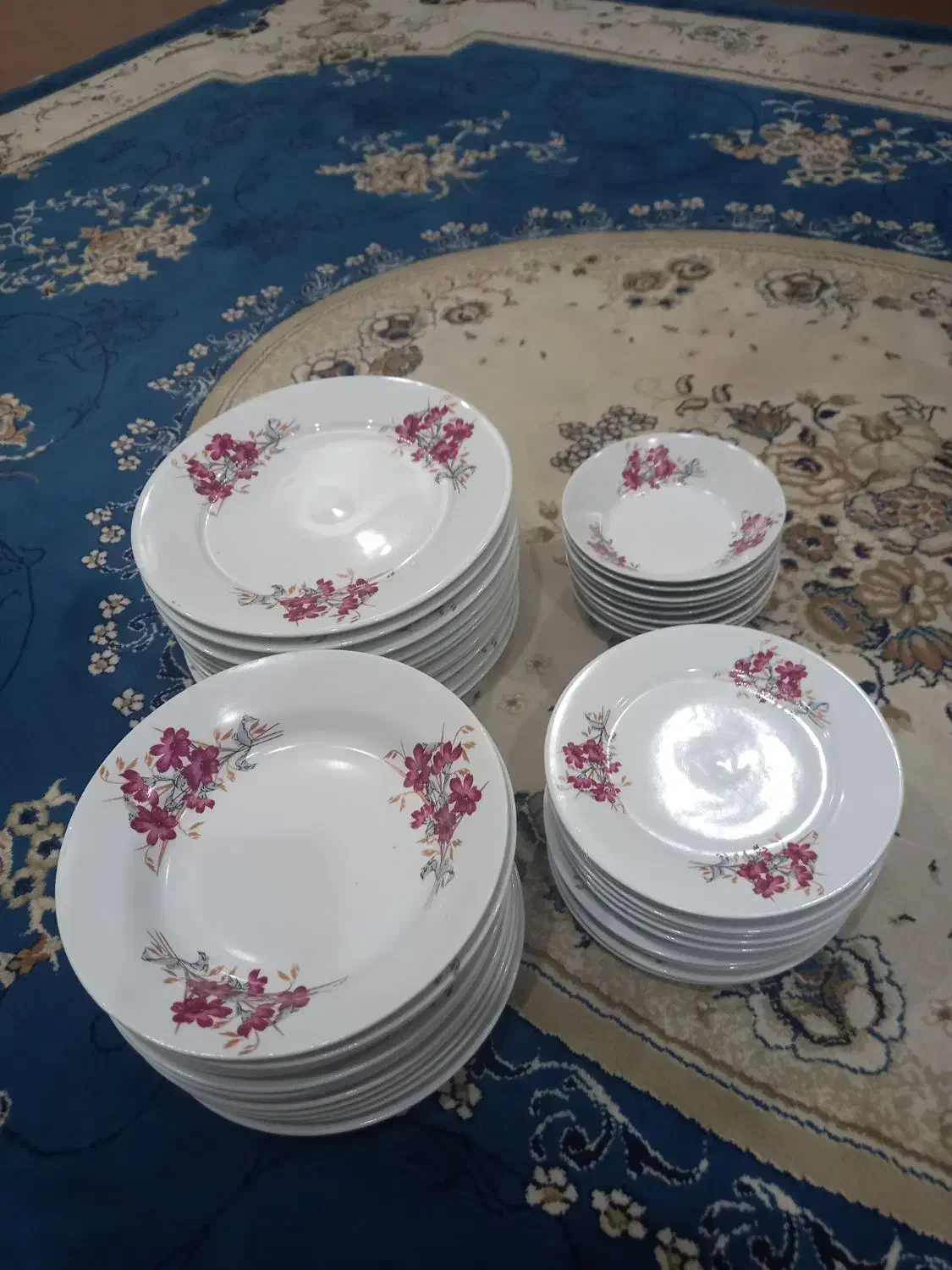 سرویس چینی ۱۲ نفره|ظروف سرو و پذیرایی|اهواز, نادری|دیوار