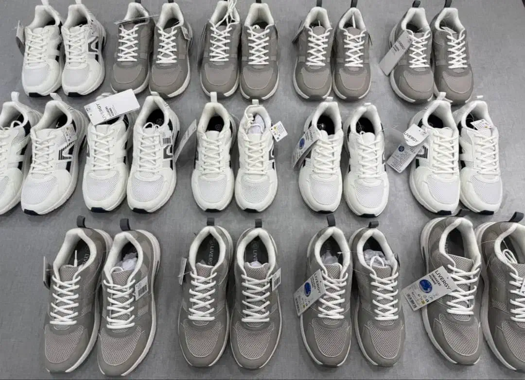 کتونی وارداتی برند لیورجی (آلمانی)|کیف، کفش، کمربند|پردیس, فاز ۳|دیوار