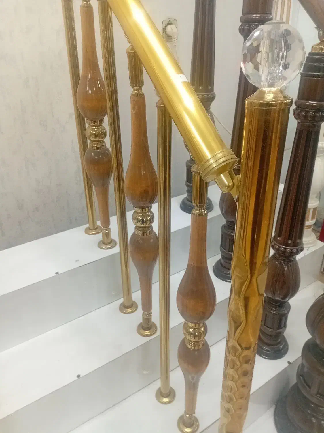 نرده استیل ،نرده شیشه، کف پله چوب|خدمات پیشه و مهارت|جیرفت, |دیوار