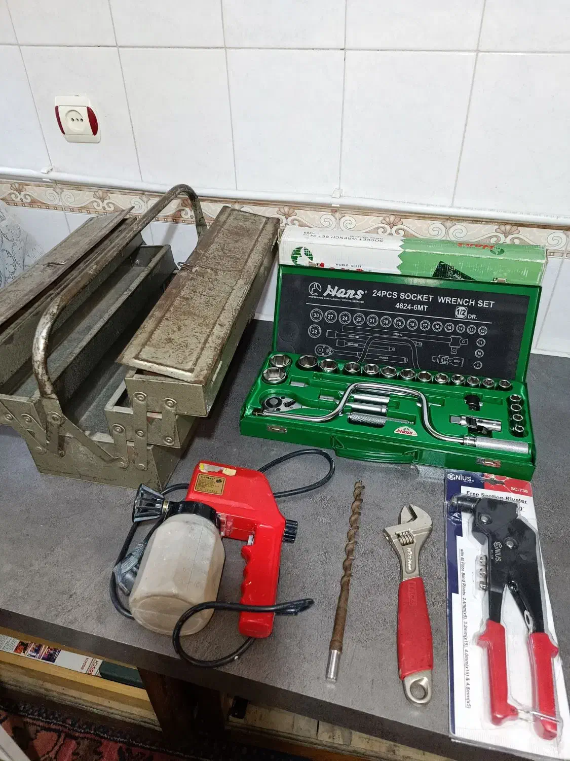 ابزار برقی ،ابزار دستی ،اتصالات،کلیدپریز،سیم آنتن|ابزارآلات|تبریز, |دیوار