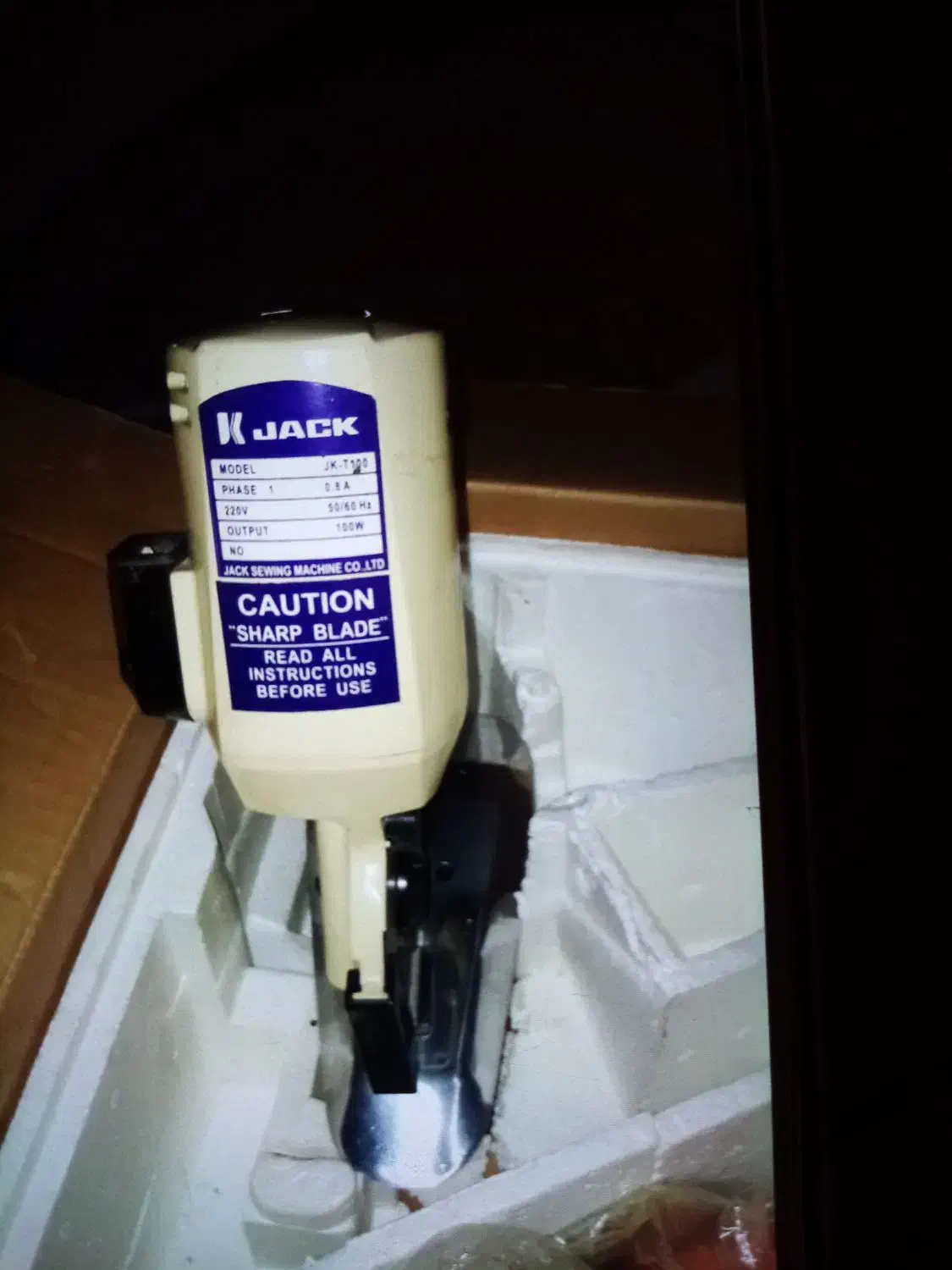 قیچی گرد 8 در حد|لوازم خیاطی و بافتنی|ورامین, شهرک مدرس|دیوار