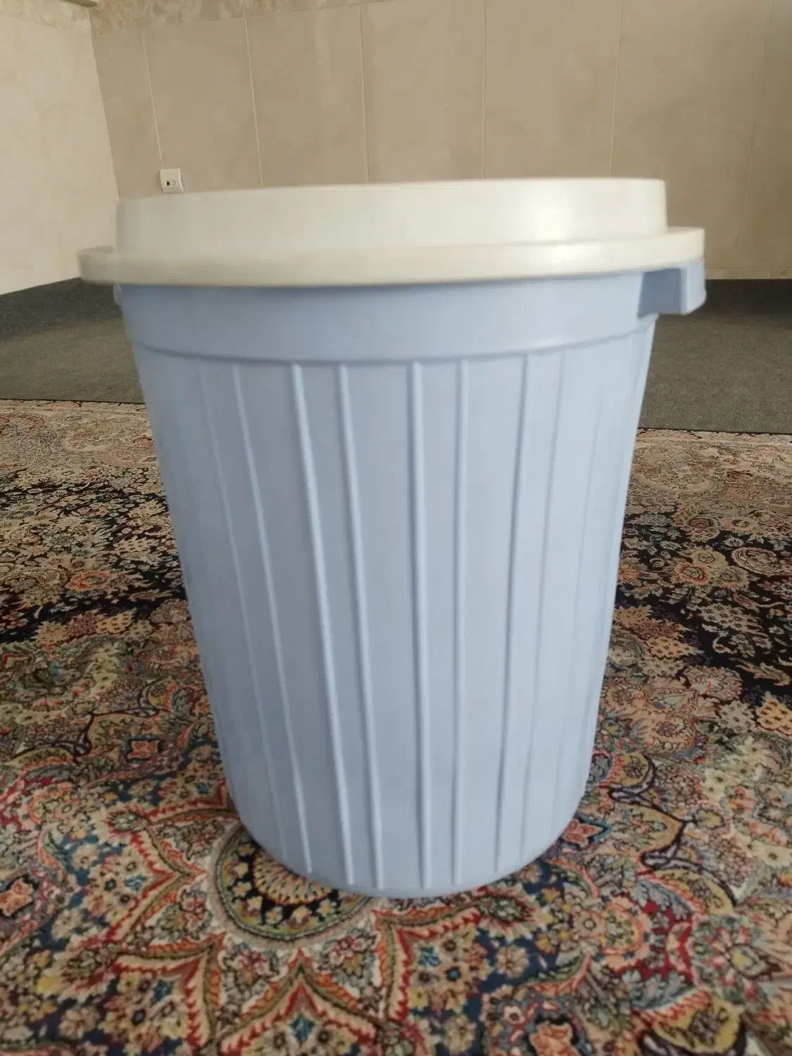 سطل بزرگ|لوازم نظافت|قم, ولیعصر|دیوار