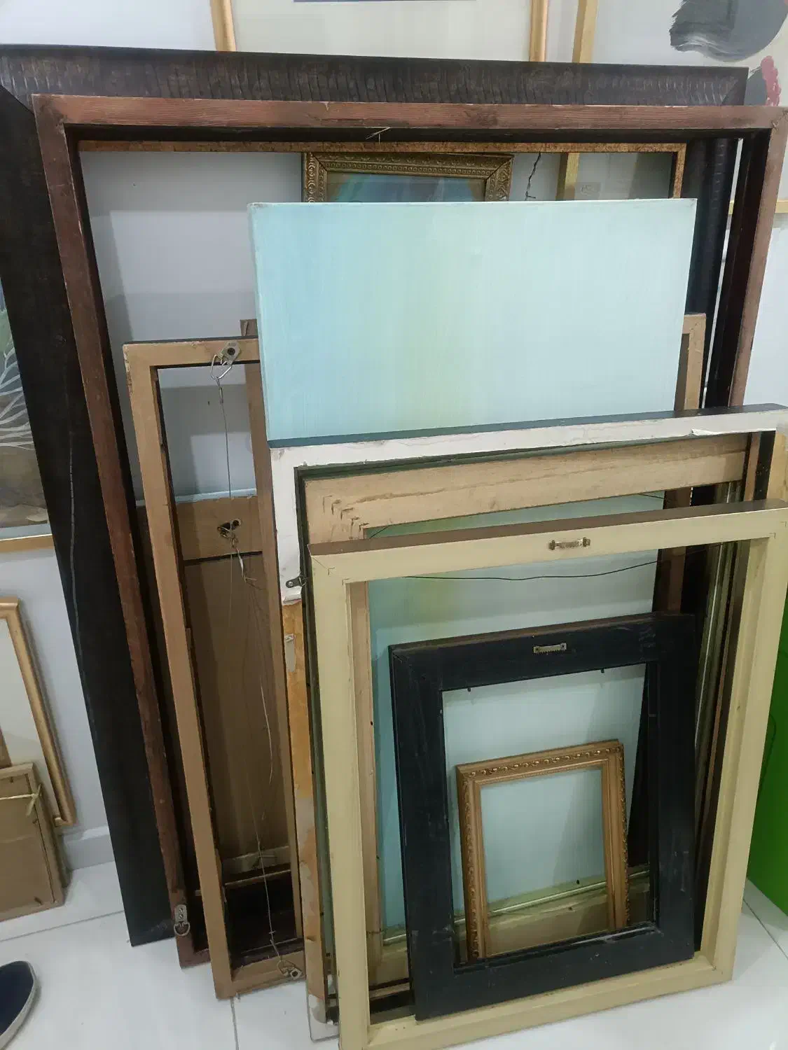 تعدادی قاب عکس پی وی سی  و چوبی|تابلو، نقاشی، عکس|کرج, کوی مهر|دیوار