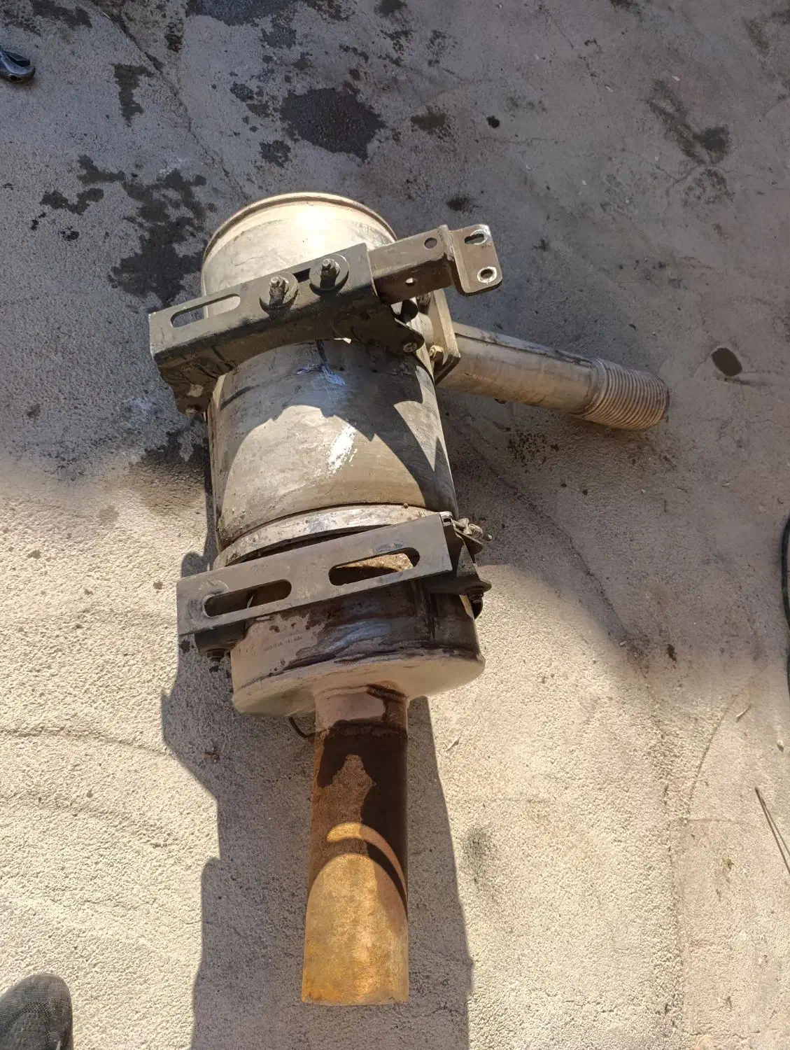 اگزوز بنز تک و زیرمایلر|قطعات یدکی و لوازم جانبی|قزوین, |دیوار