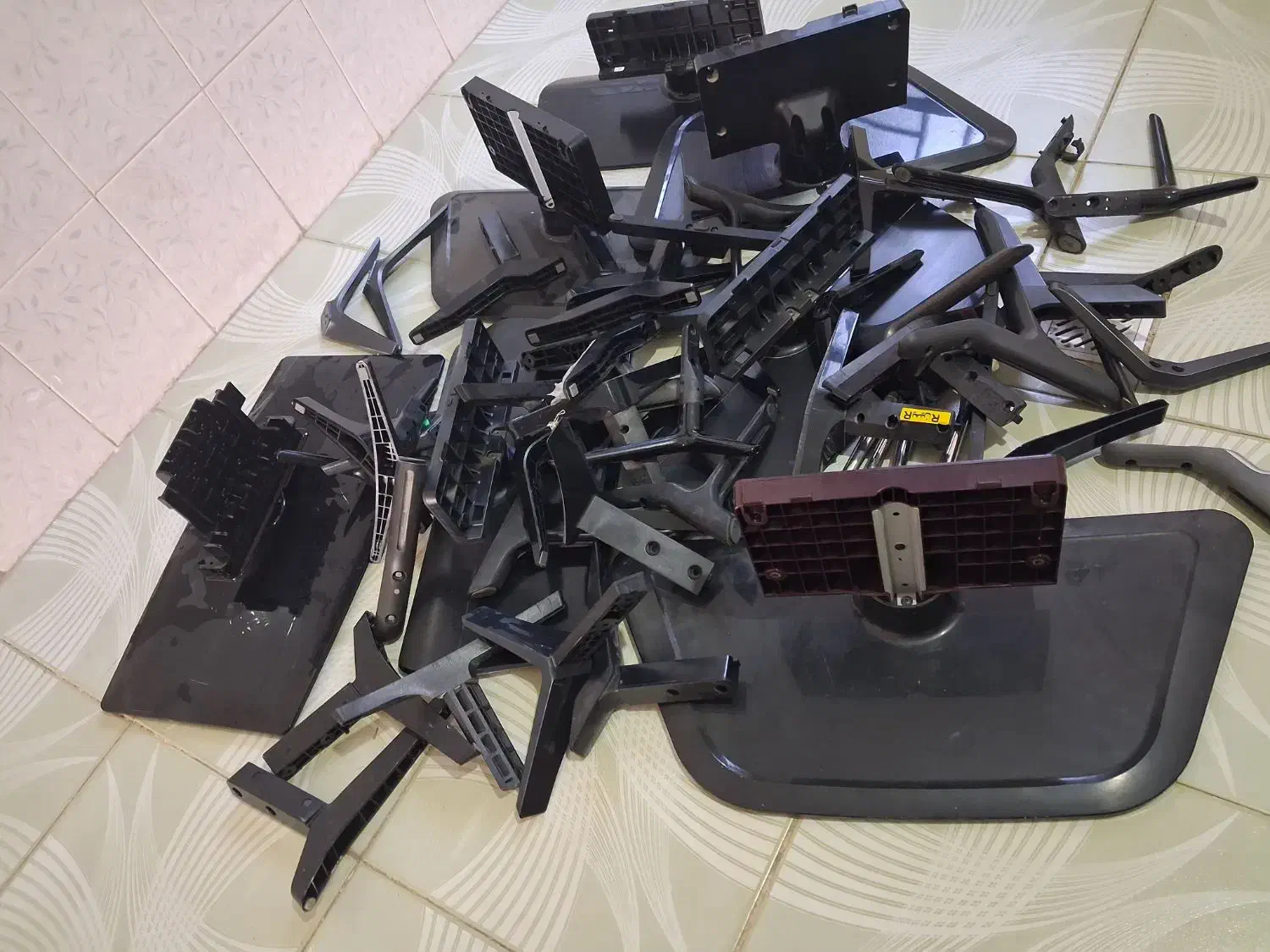 دنیای پایه های رومیزی فابریک انواع ال ای دی|تلویزیون و پروژکتور|همدان, |دیوار