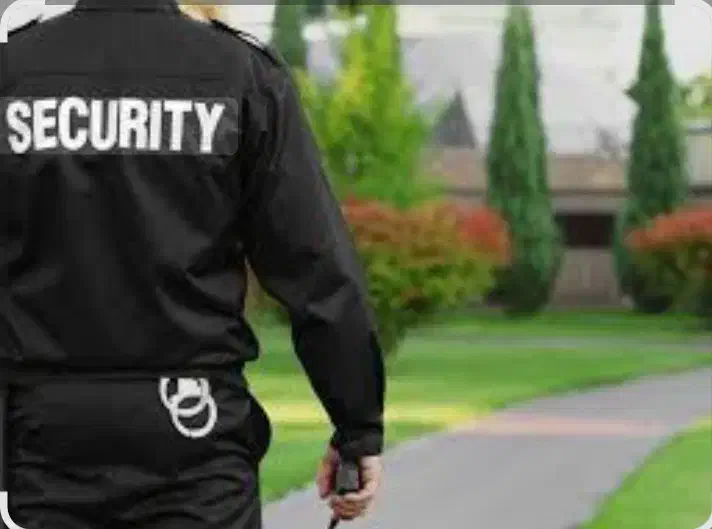 نیروی حراست و نگهبان|استخدام سرایداری و نظافت|میبد, |دیوار