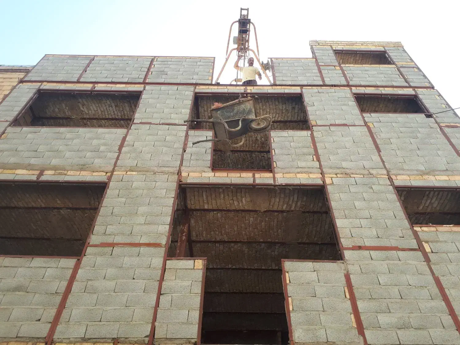 بنا(پیمانکاری جواهری)دیوارچین،سیمانکار،کاشیکار|خدمات پیشه و مهارت|قم, شهرک فاطمیه|دیوار