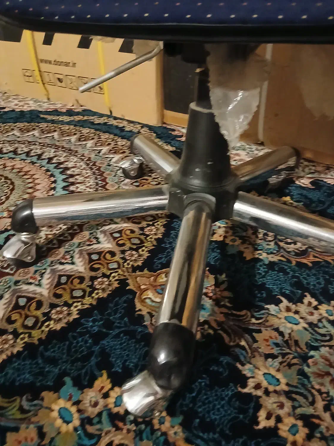 صندلی|صندلی و نیمکت|یاسوج, |دیوار