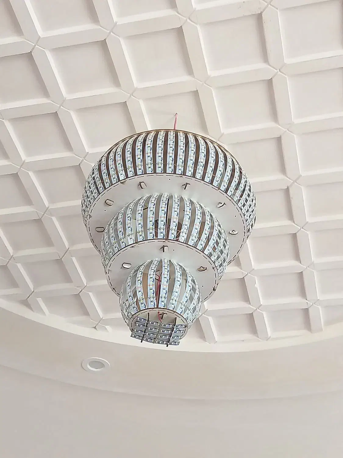 ساخت لامپ دست ساز با بهترین کیفیت|لامپ و چراغ|سنندج, |دیوار