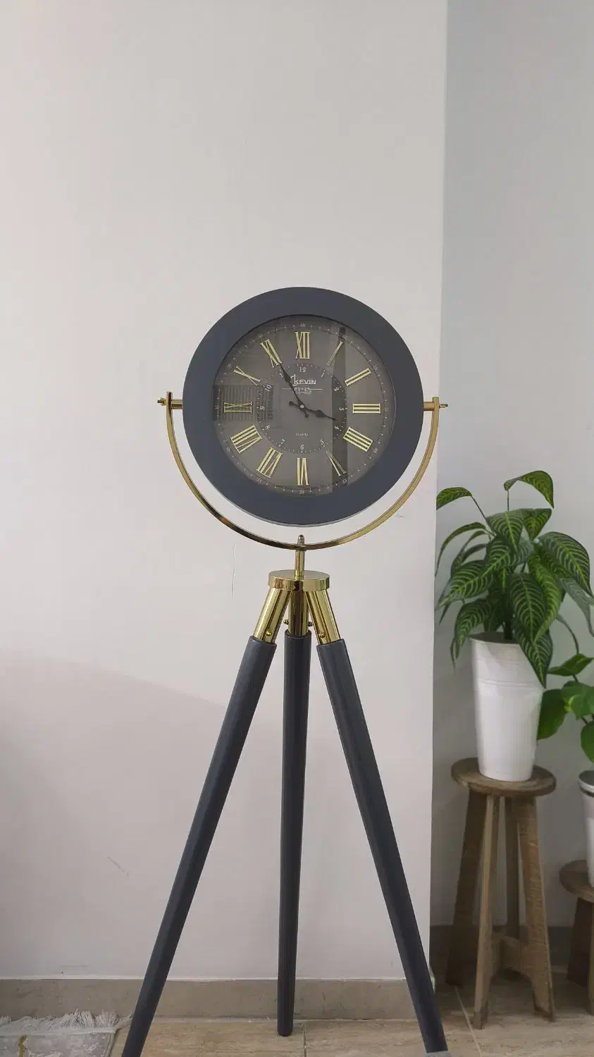 گیاه مصنوعی|گل مصنوعی|رباط‌کریم, رباط‌کریم|دیوار