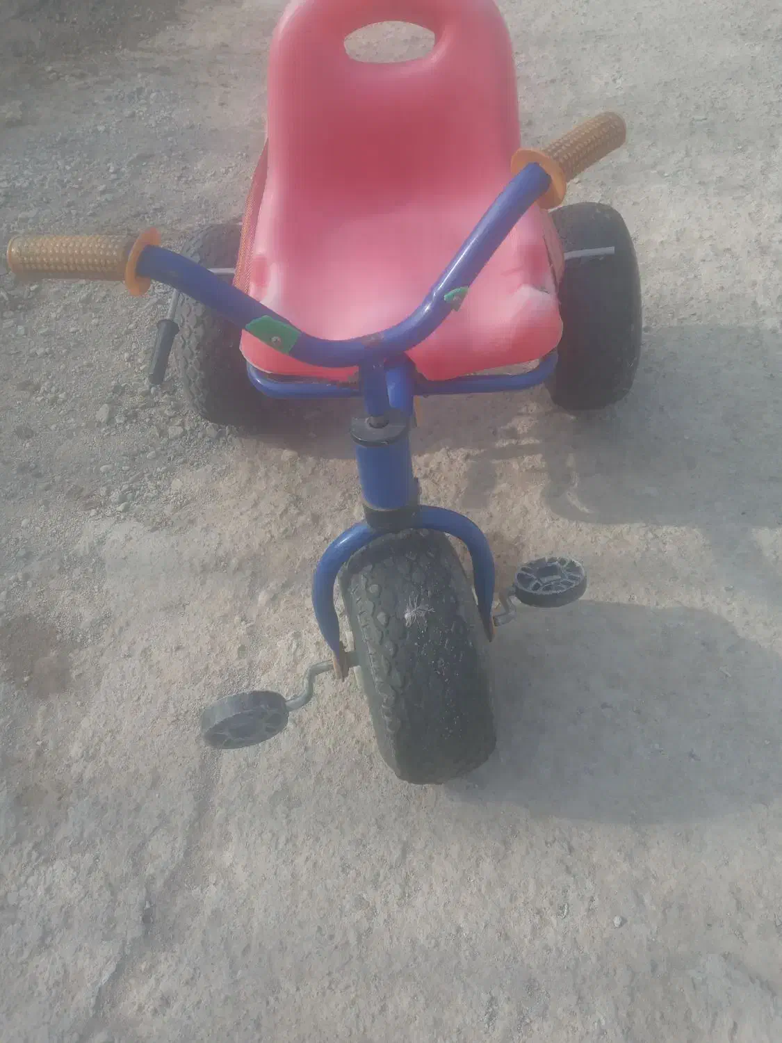 سه چرخه کودک|اسباب‌بازی بچه|ملکان, |دیوار