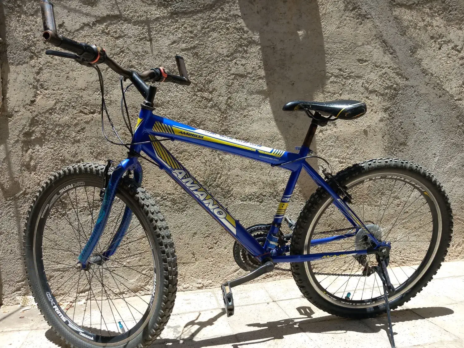 دوچرخه ۲۶ آمانو کاملا سالم همدان قروه درگزین|دوچرخه، اسکیت، اسکوتر|همدان, |دیوار