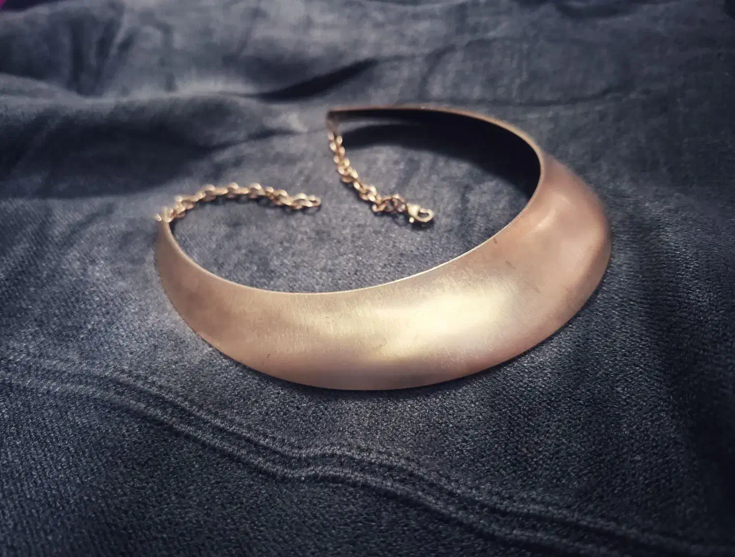 گردنبند طوق استیل|بدلیجات|اندیشه, اندیشه فاز ۳|دیوار