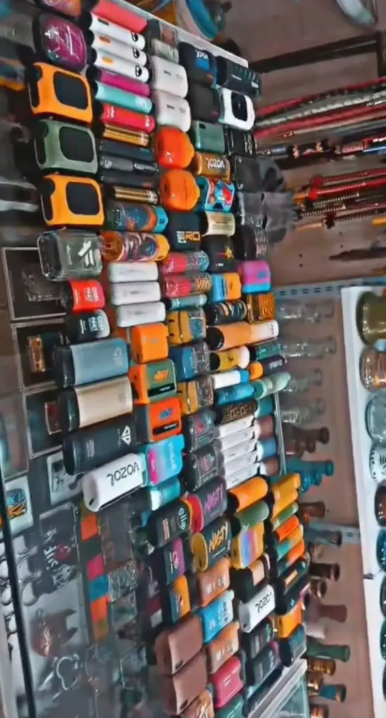 پاد ویپ|زیورآلات و اکسسوری|هشتگرد, شهرک بعثت|دیوار