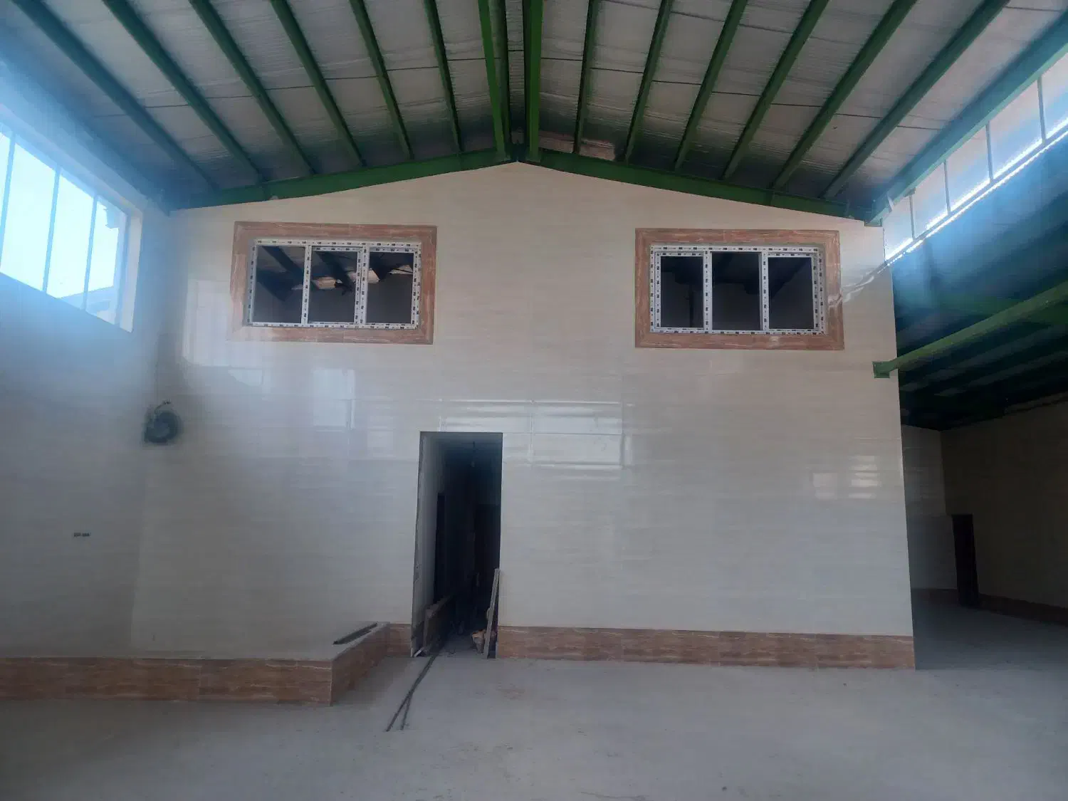 فروش سوله در شهرک صنعی سفیدرود در زون غذایی|فروش دفتر صنعتی، کشاورزی، تجاری|رشت, لاکان|دیوار