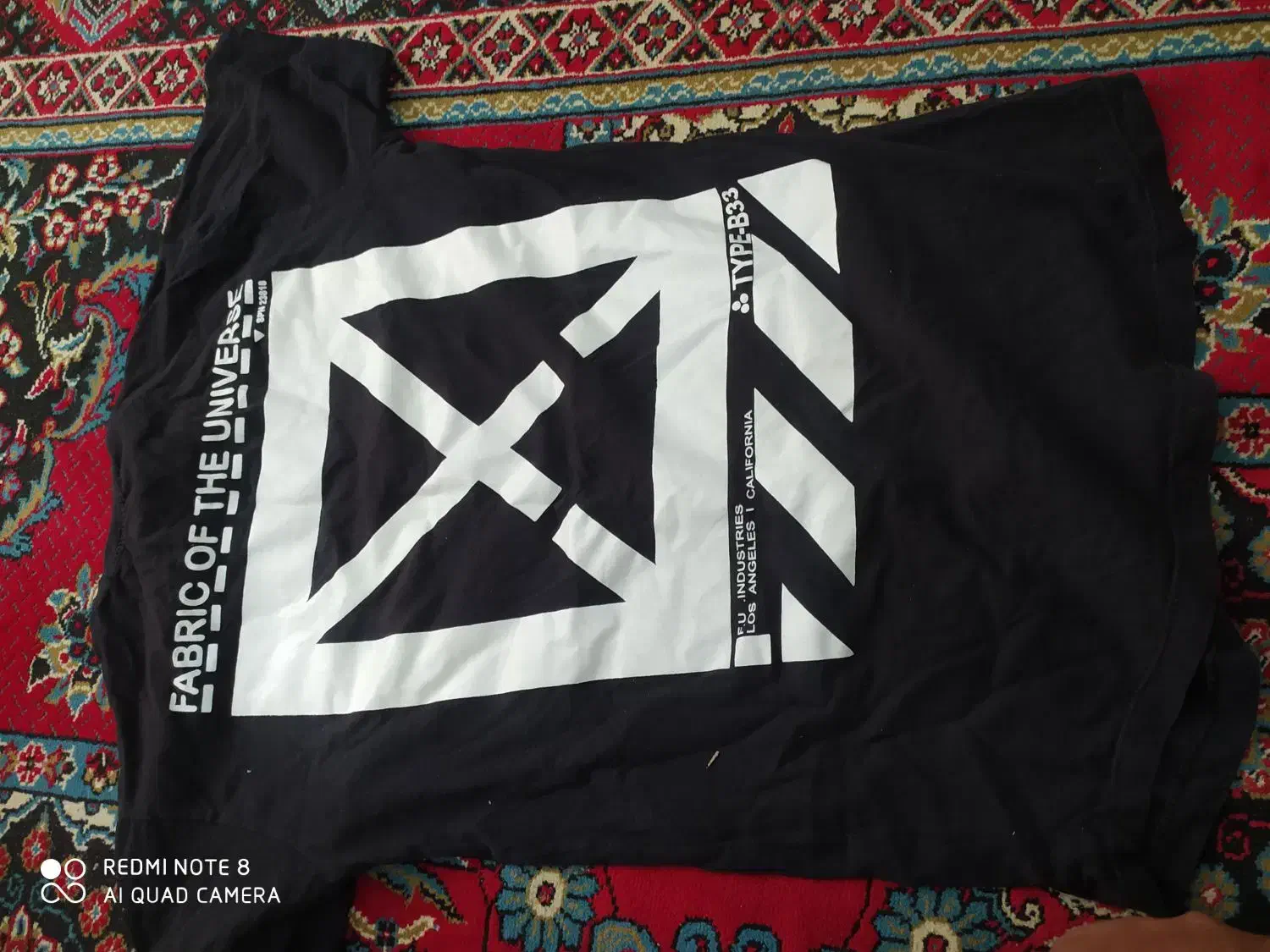 تیشرت|لباس|کاشمر, |دیوار