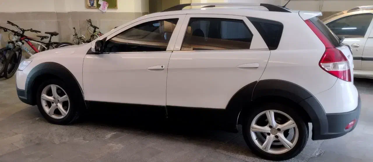 اچ سی کراس مدل 1395|خودرو سواری و وانت|مشهد, کوه سنگی|دیوار