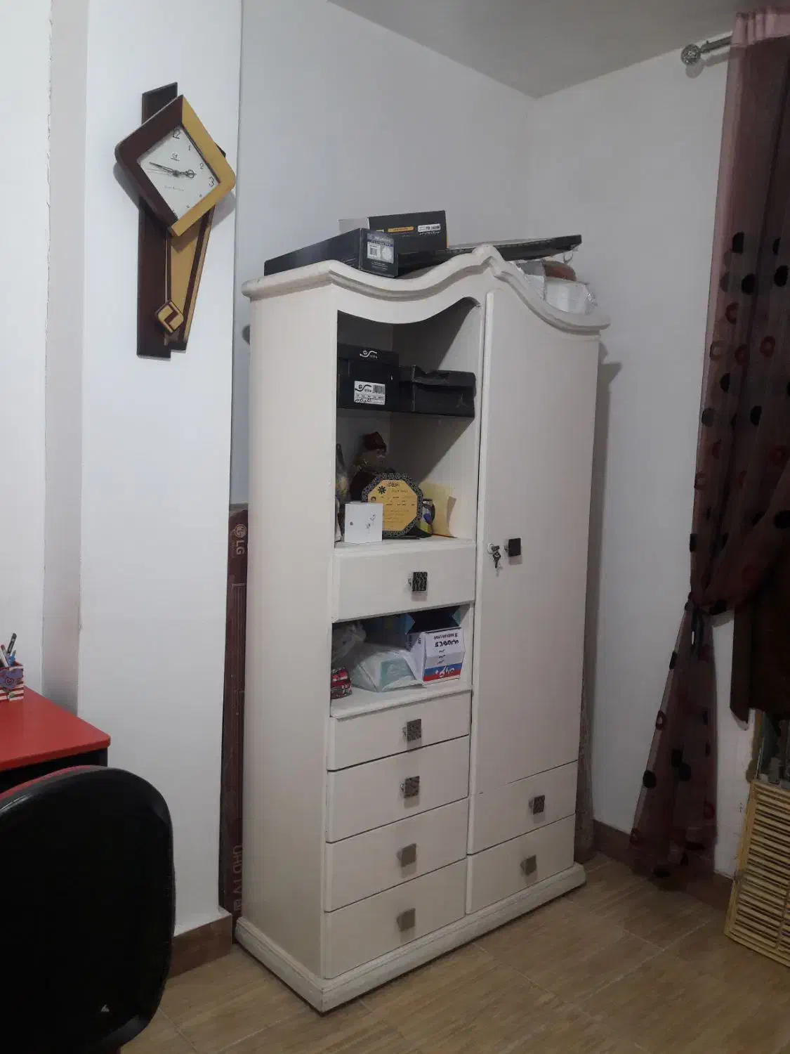 کمد نوجوان چوبی سالم و مرتب|تخت و سرویس خواب|بندرعباس, |دیوار