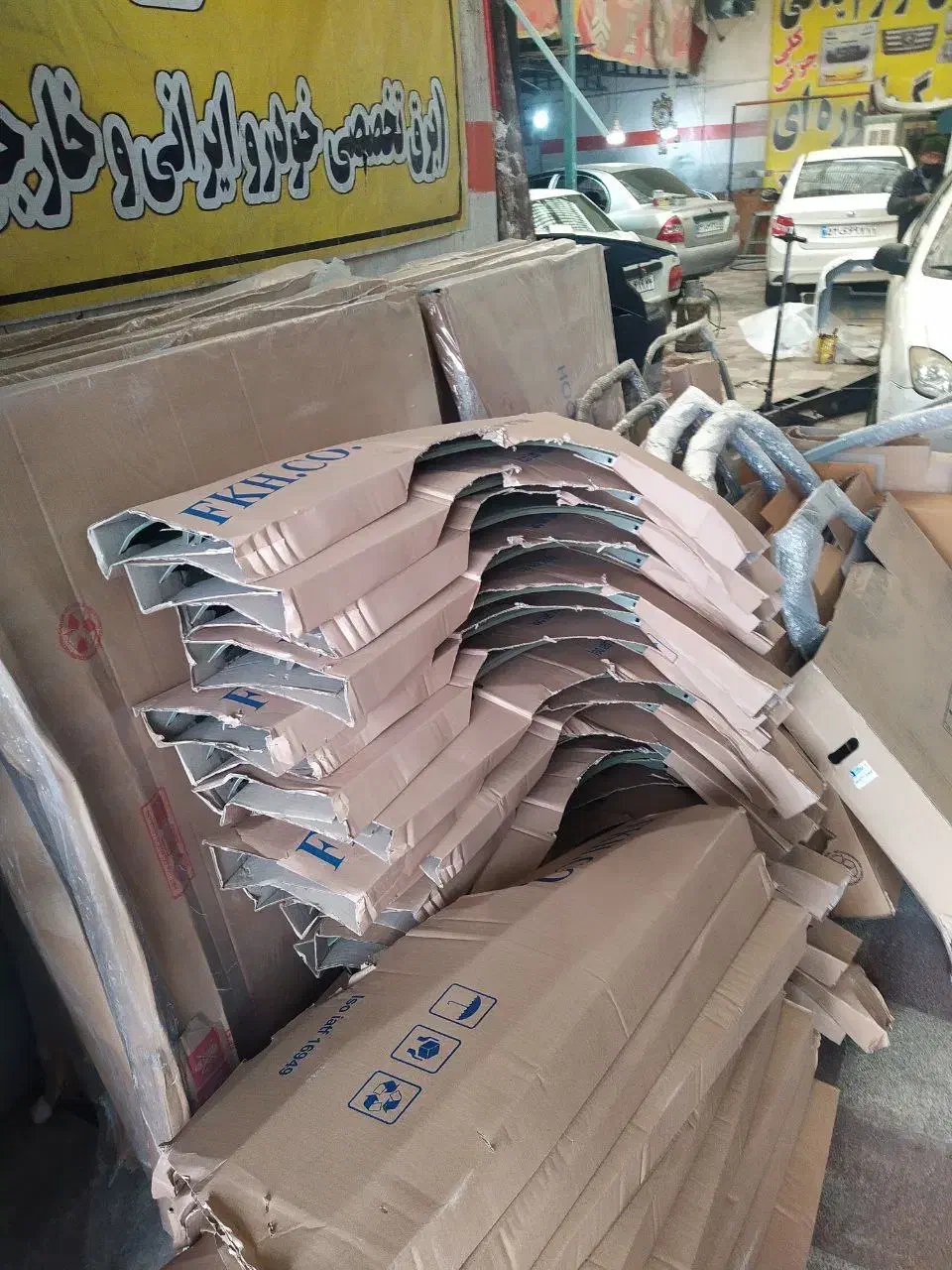 گلگیر کاپوت خام و رنگی ۲۰۶ تیبا پراید پژو ۴۰۵ پارس|قطعات یدکی و لوازم جانبی|تهران, شوش (باغ آذری)|دیوار