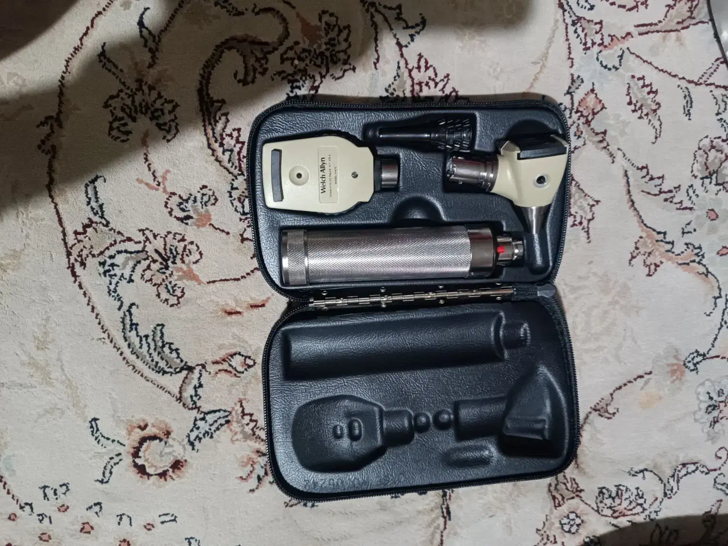 فروش ست اتوسکوپی و آفتالموسکوپ|پزشکی|فردیس, شهرک هفده شهریور|دیوار