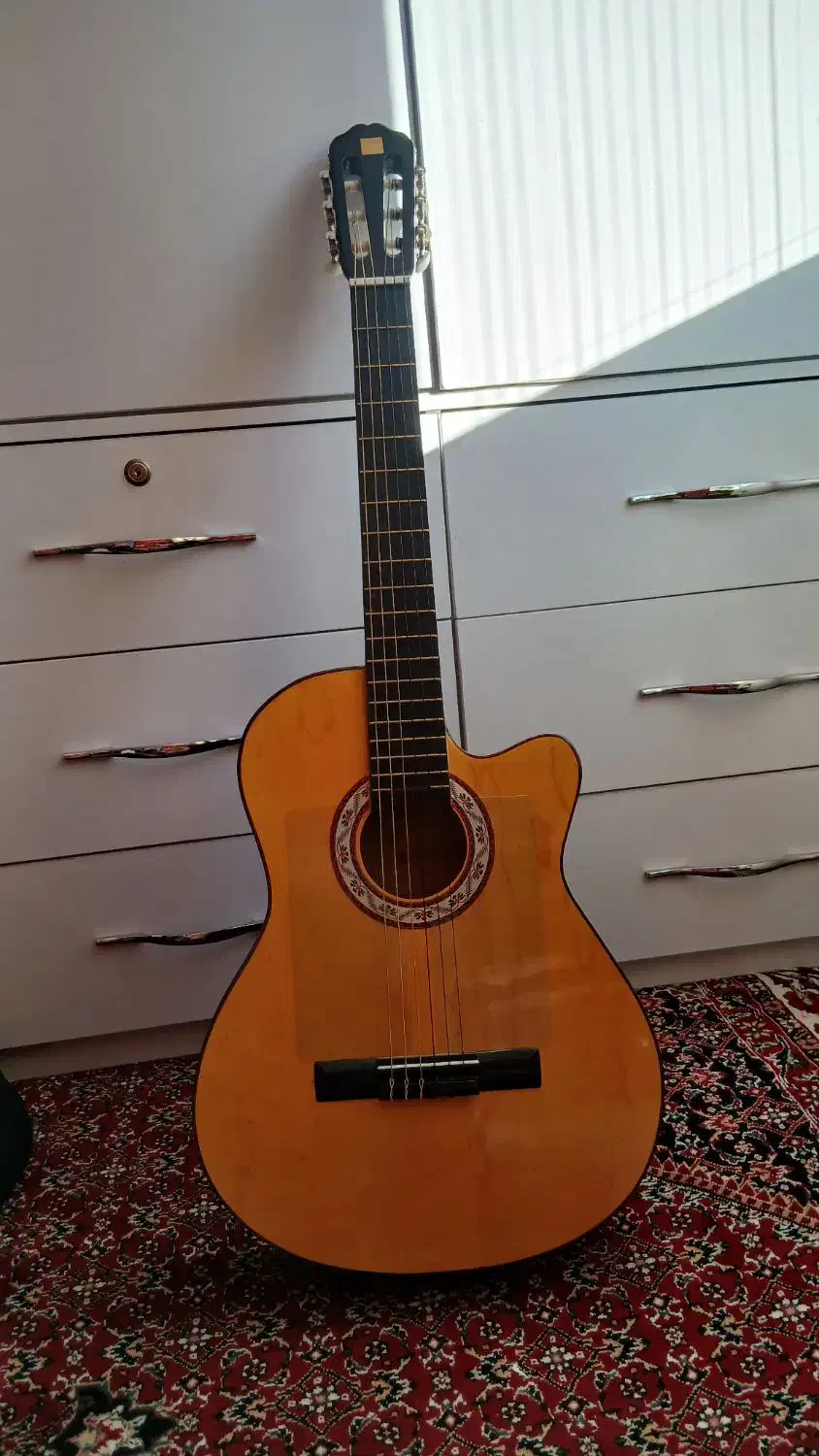 گیتار دیاموند|گیتار، بیس، امپلیفایر|زنجان, |دیوار