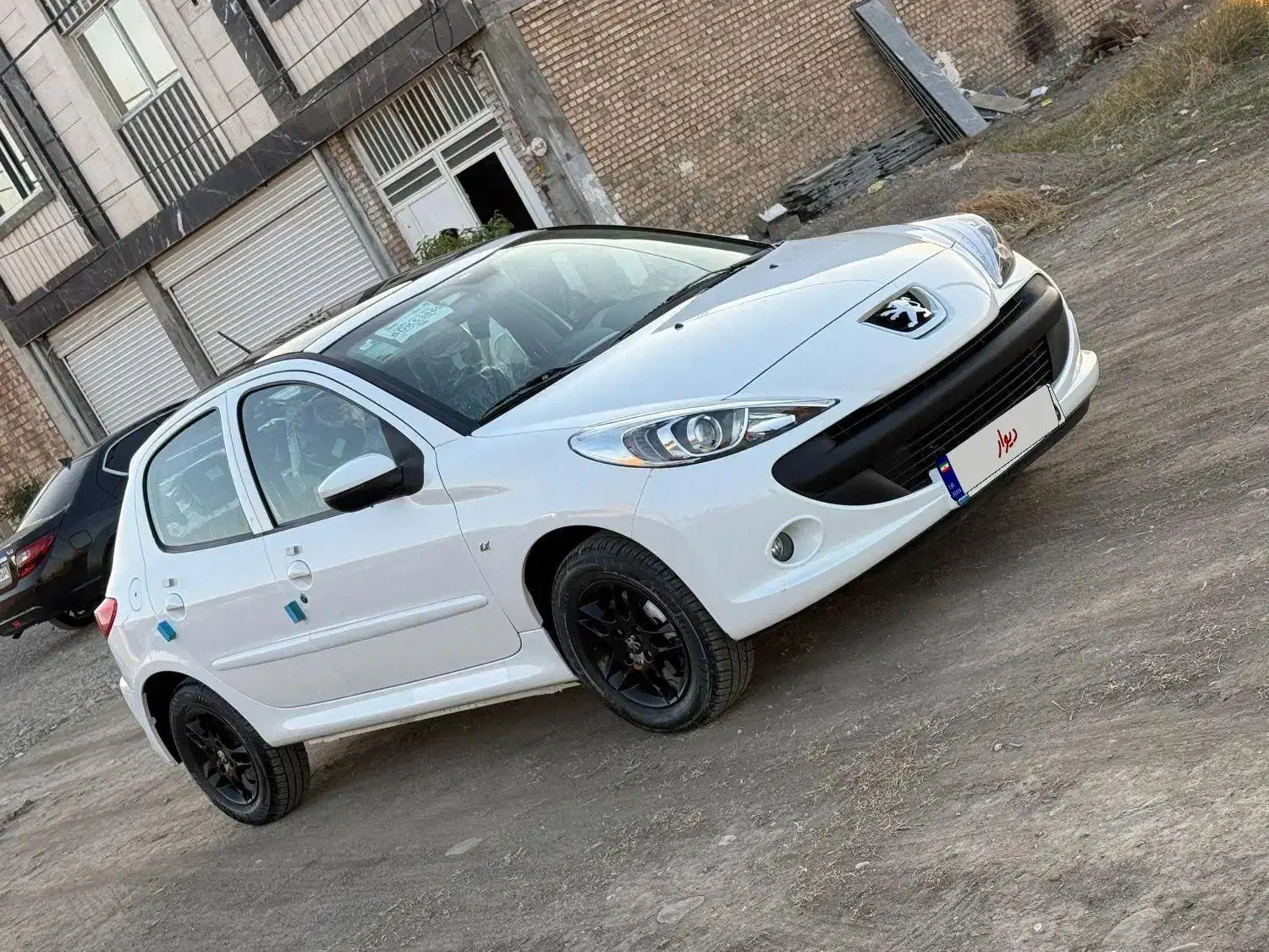 سلام 207سقف شیشه خشک پانا ارتقا یافته|خودرو سواری و وانت|گنبد کاووس, |دیوار