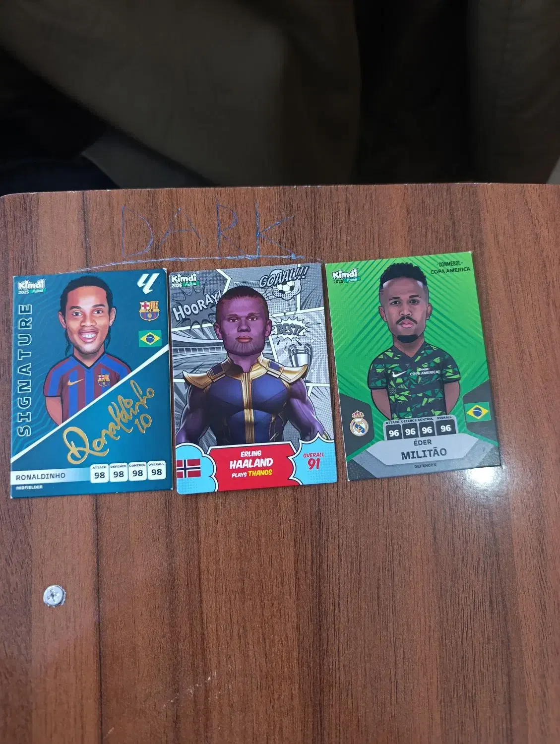 کیمدی|اسباب‌‌بازی|سلماس, |دیوار