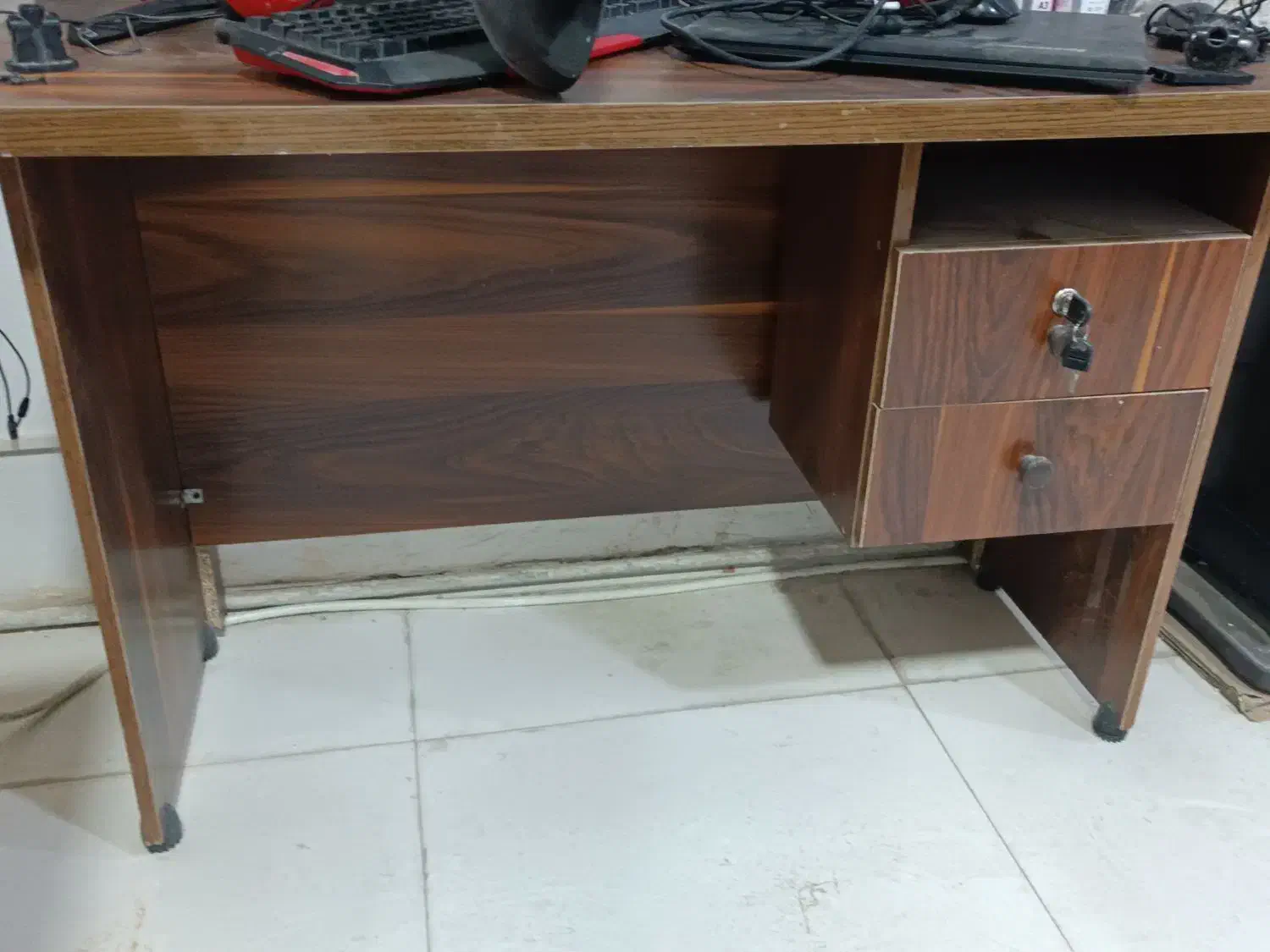 میز|میز تحریر و کامپیوتر|کرمانشاه, |دیوار