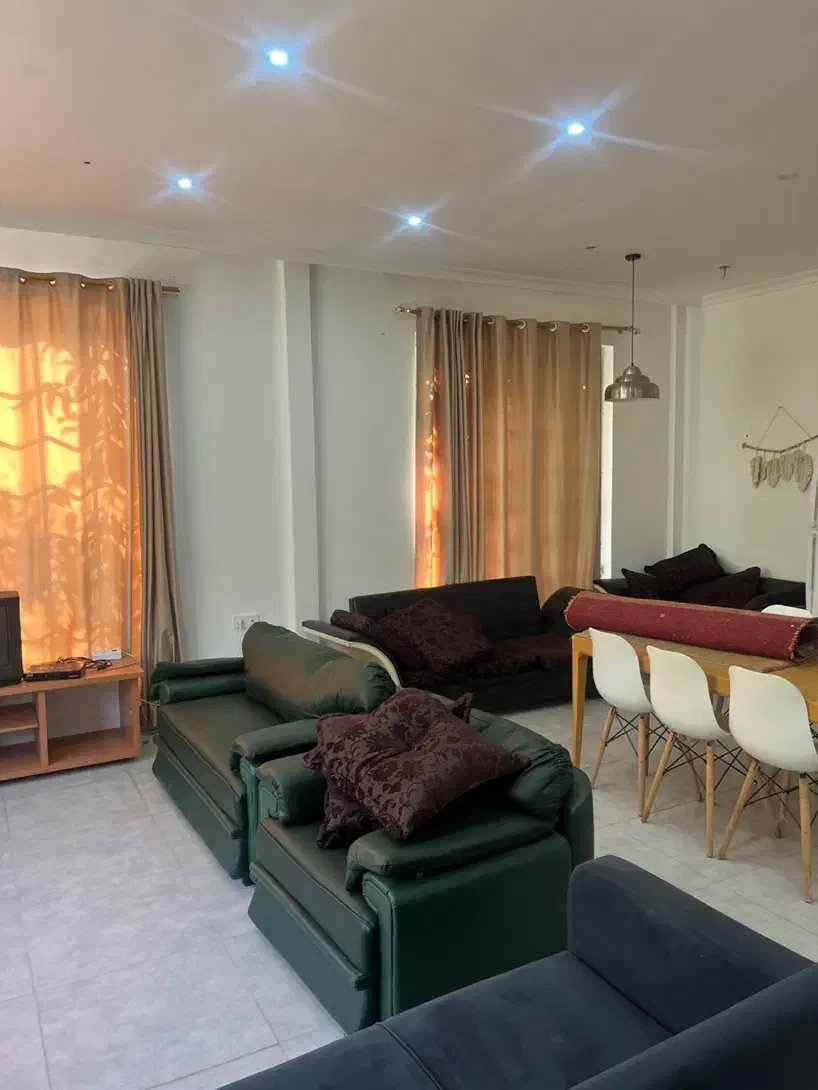 اجاره باغ / دوکوهک / سیستم گرمایش از کف|اجارهٔ کوتاه‌مدت ویلا و باغ|شیراز, معالی‌آباد|دیوار