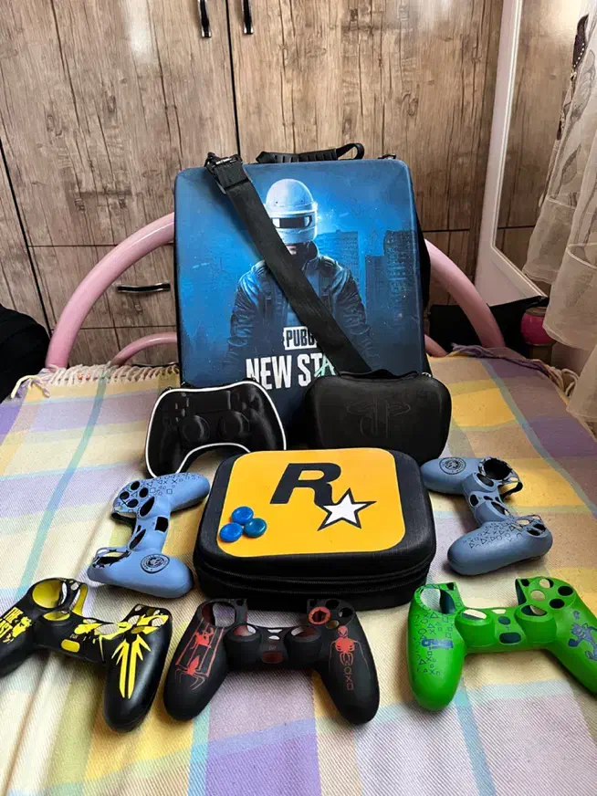 کیف محافظ ps4 و کیف و کاور دسته ps4|کنسول، بازی ویدئویی و آنلاین|لاهیجان, گلستان|دیوار