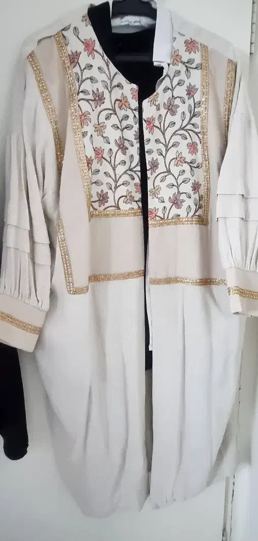 مانتو|لباس|تهران, پرستار|دیوار