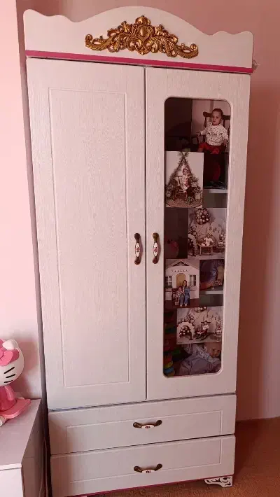 کمد|جاکفشی، کمد، دراور|میانه, |دیوار