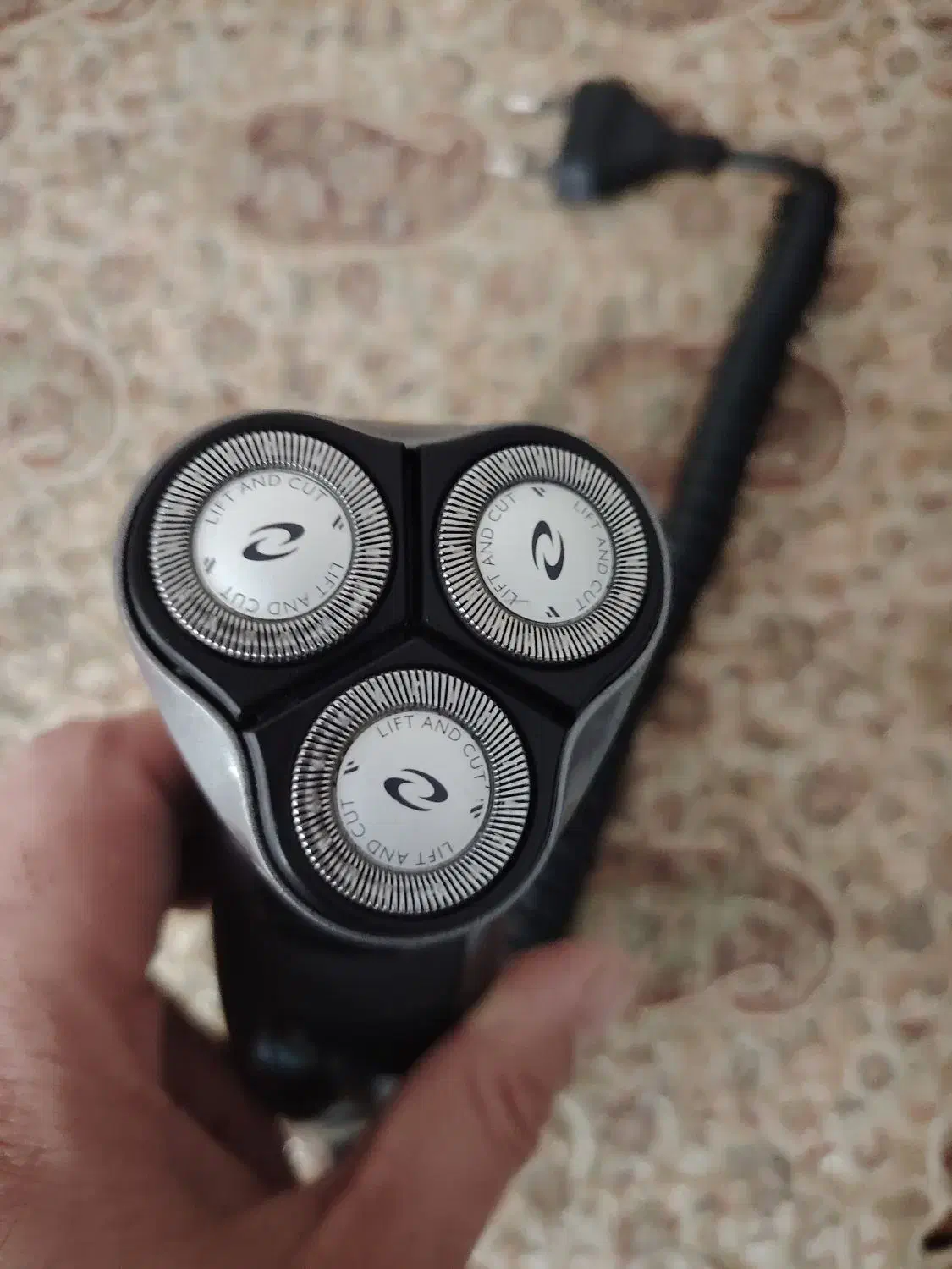 ماشین ریش تراش فلیپس|آرایشی، بهداشتی، درمانی|رودهن, |دیوار