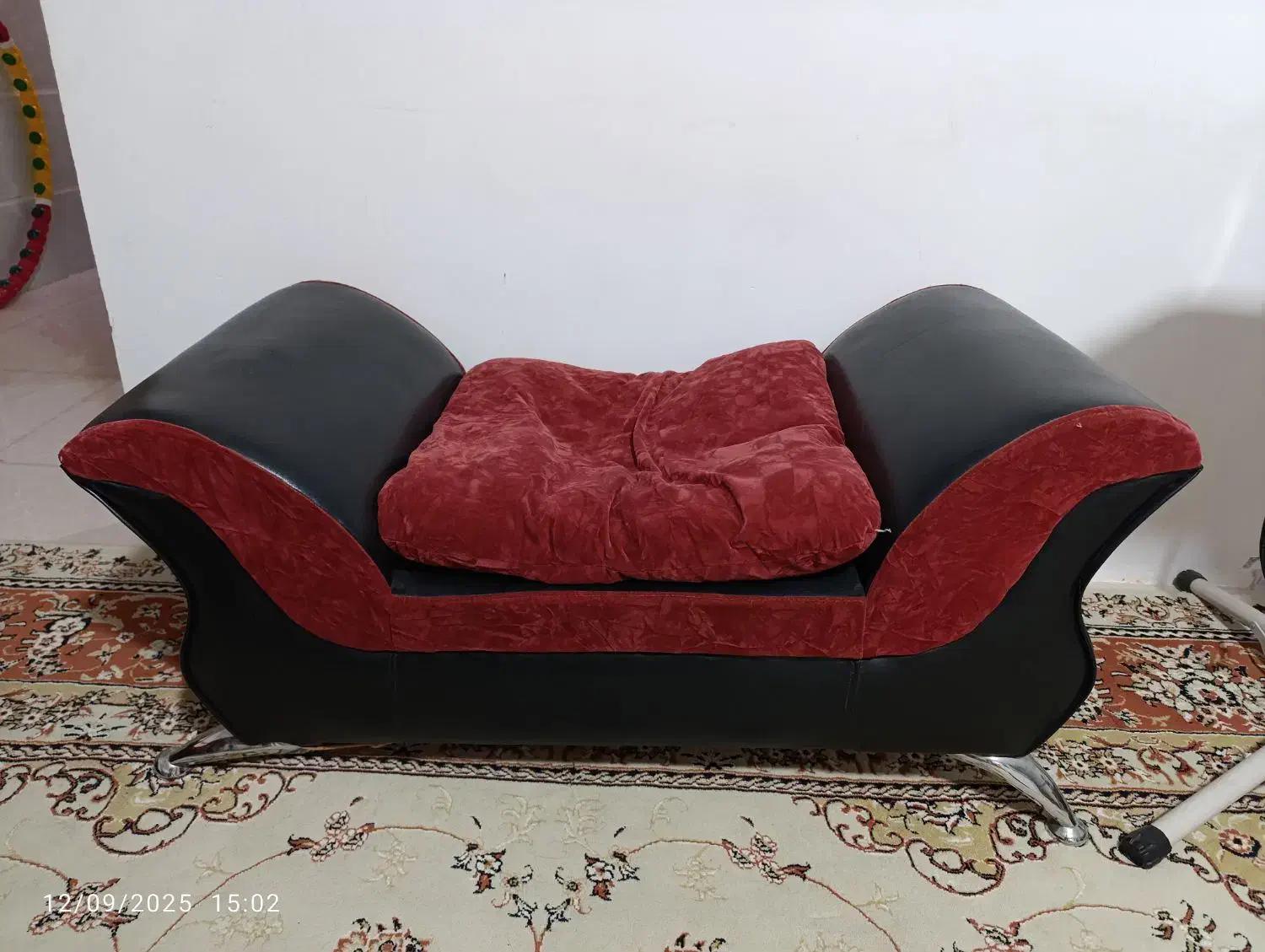 مبل راحتی ۵ نفره|مبلمان خانگی و میز عسلی|قم, سربخش|دیوار