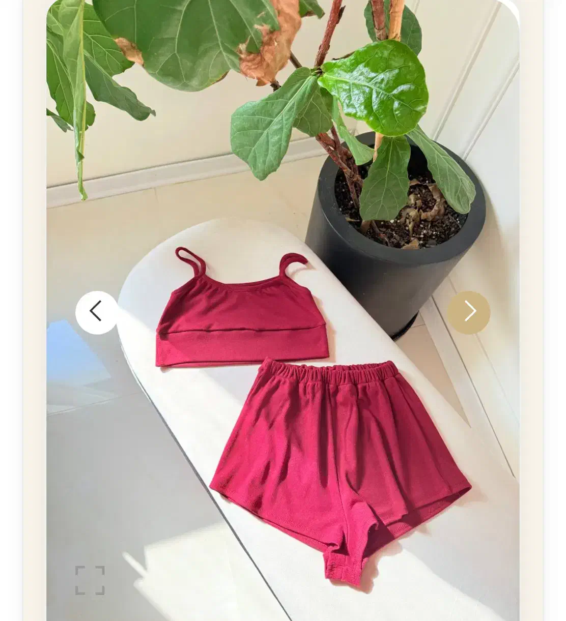 کراپ شورتک|لباس|اندیشه, اندیشه فاز ۱|دیوار