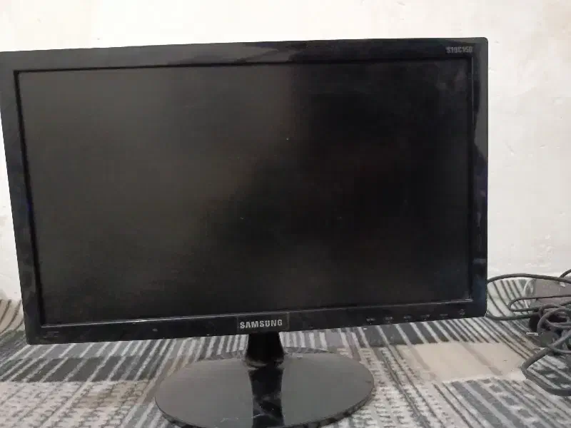 مانیتور سامسونگ|رایانه رومیزی|ارومیه, |دیوار