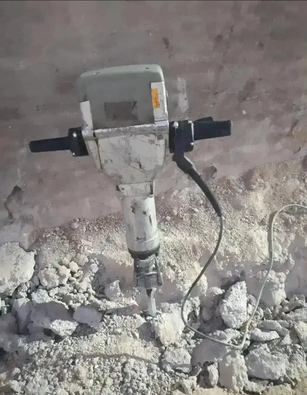 تخریب کار و لوله کشی با ضمانت|خدمات پیشه و مهارت|شوش, |دیوار