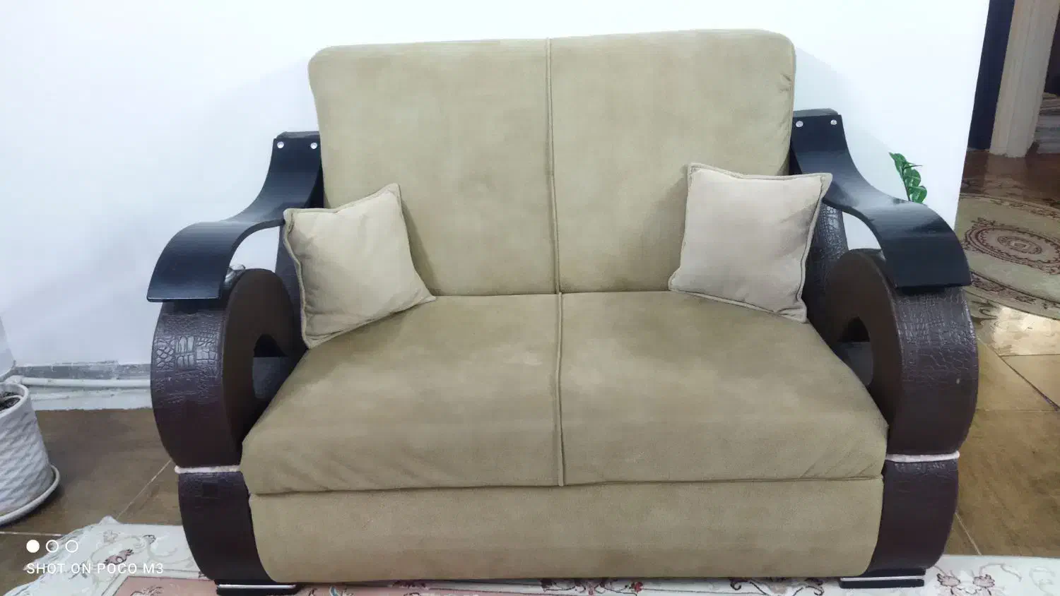 مبلمان|مبلمان خانگی و میز عسلی|دامغان, |دیوار