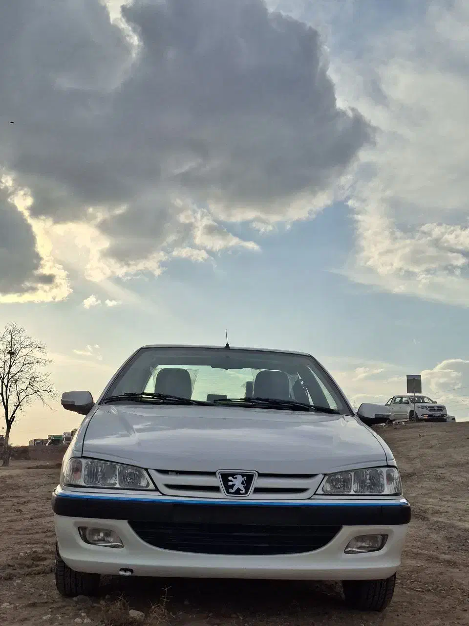 پارس ۹۸|خودرو سواری و وانت|اسلام‌شهر, زرافشان|دیوار