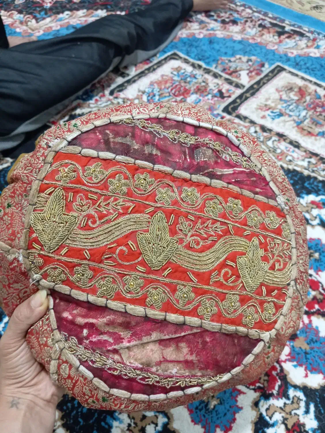 بالشت سرمه دوزی|کلکسیون اشیاء عتیقه|مشهد, هفت تیر (نه دره)|دیوار