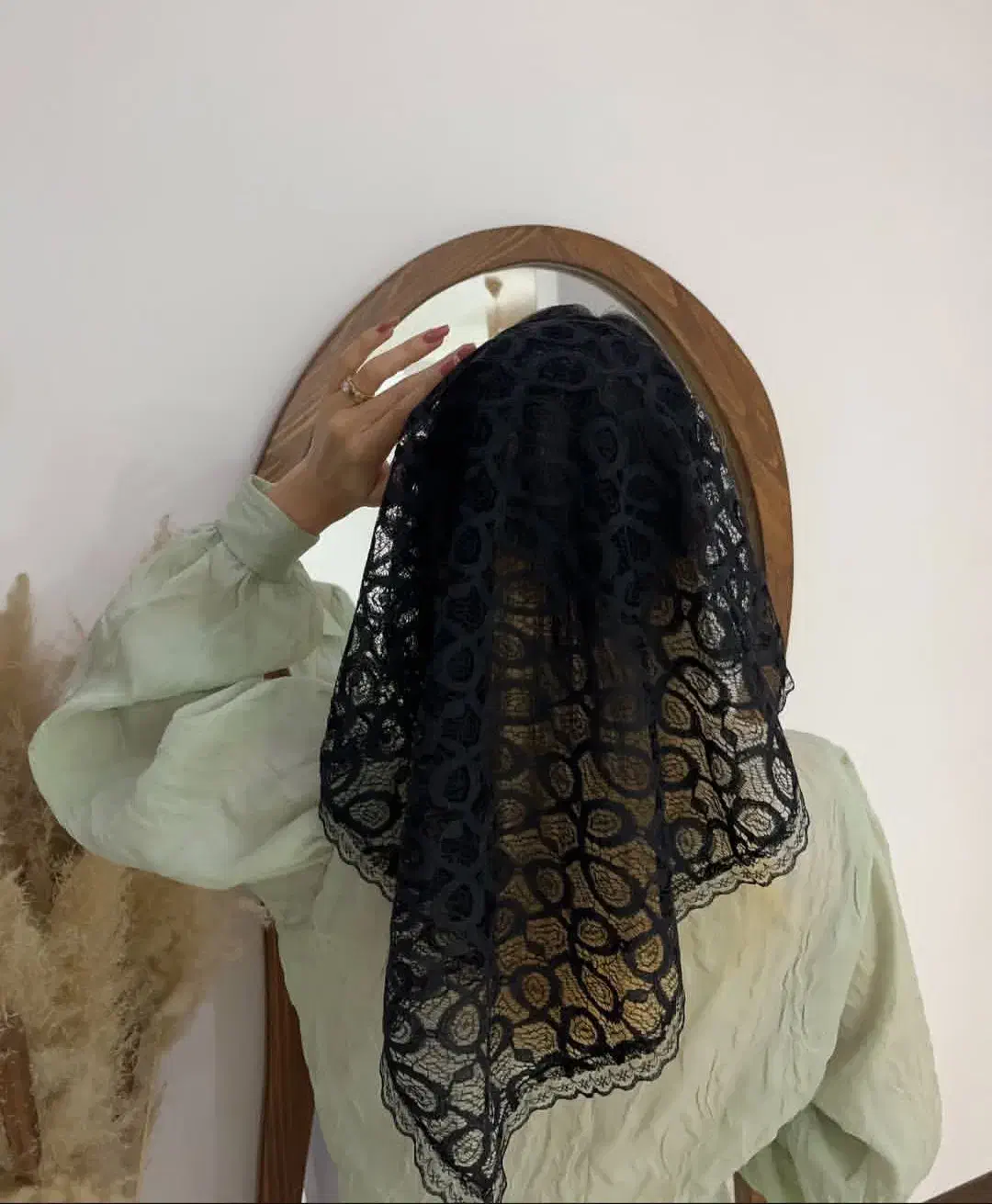 تل اسکارف|لباس|دامغان, |دیوار