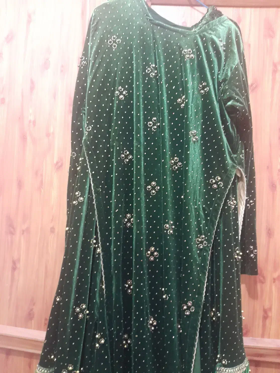 لباس محلی|لباس|سوق, |دیوار