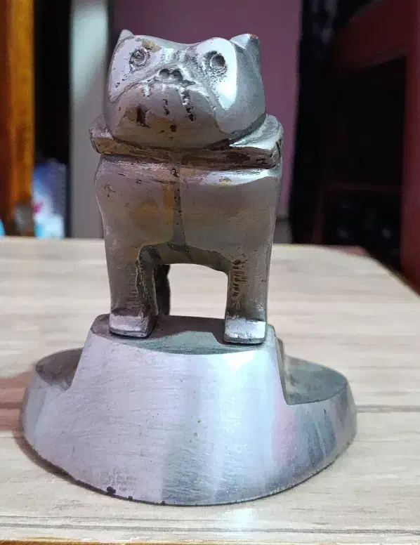 آرم سگ ماک اصلی|کلکسیون اشیاء عتیقه|بروجرد, |دیوار