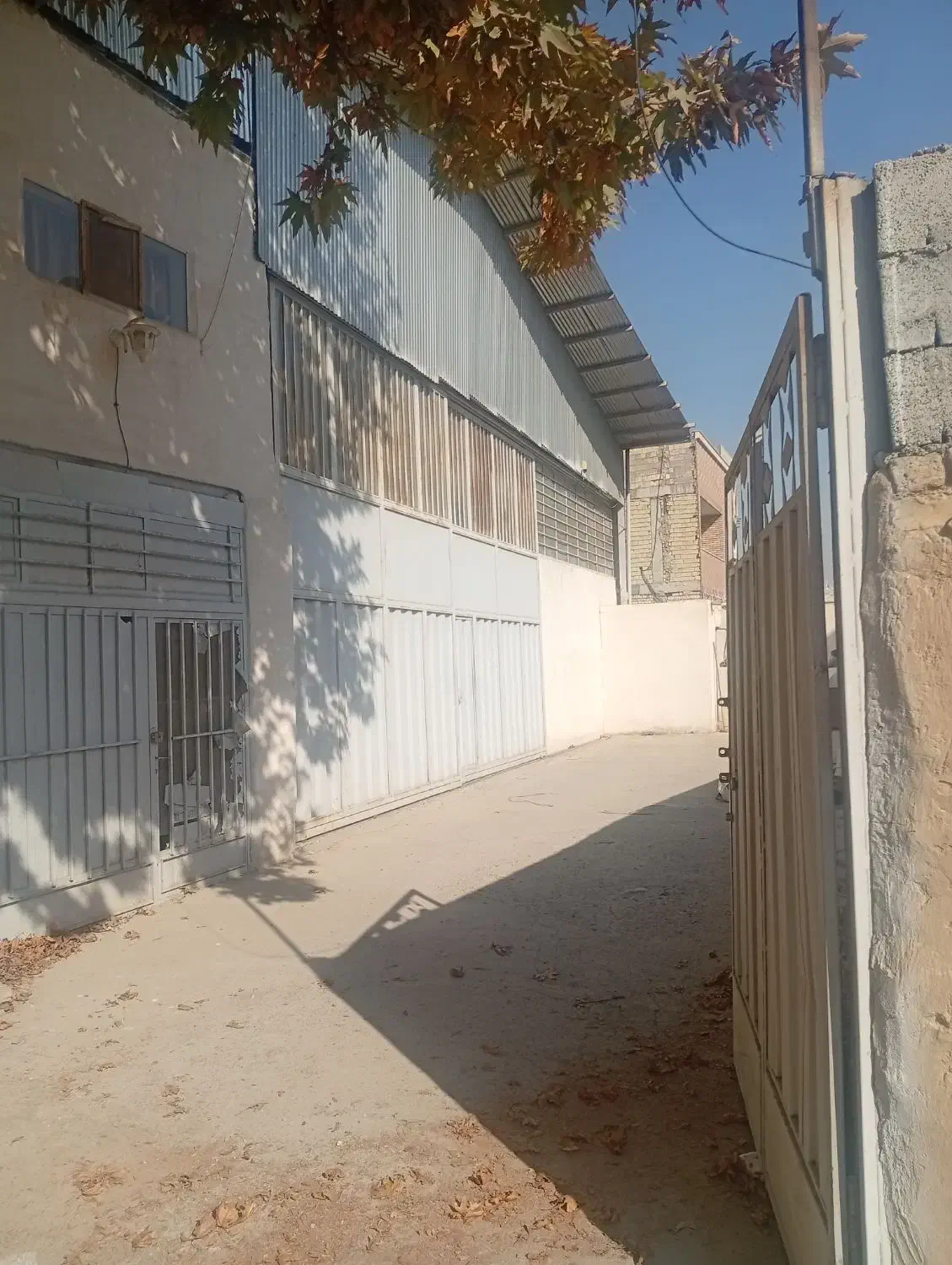 انبار یا سوله ۴۰۰متری|فروش دفتر صنعتی، کشاورزی، تجاری|خمینیشهر, |دیوار