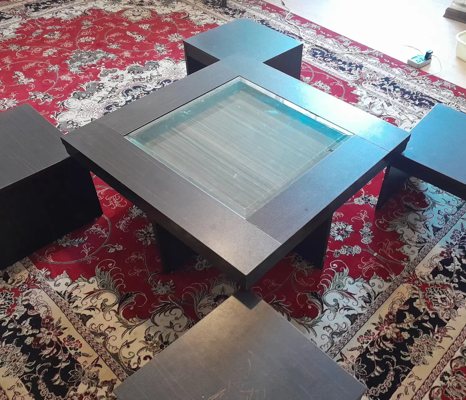 میز جلو مبل و چهار عدد میز عسلی|مبلمان خانگی و میز عسلی|تنکابن, |دیوار